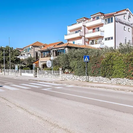 Lovely In With Sauna Šibenik