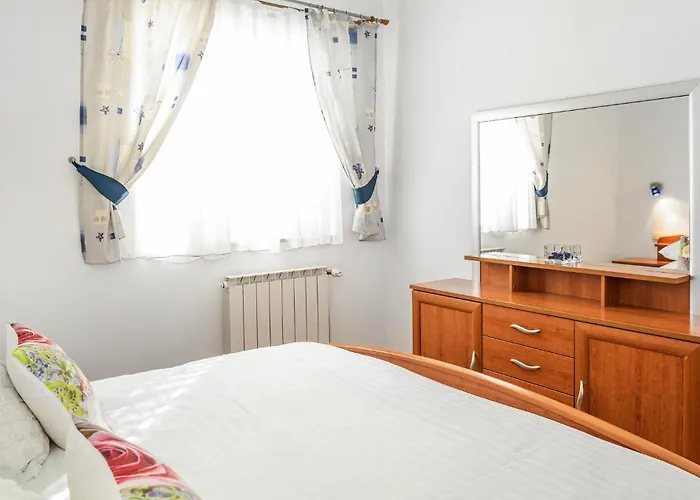 公寓 Lovely In With Sauna *